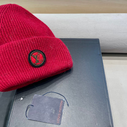 BONNET EN LAINE ROUGE ET FOURRURE DE LAPIN 433476 