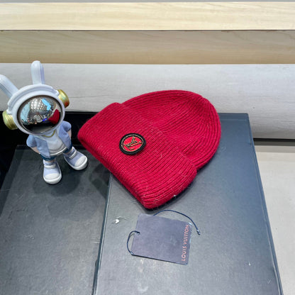 BONNET EN LAINE ROUGE ET FOURRURE DE LAPIN 433476 