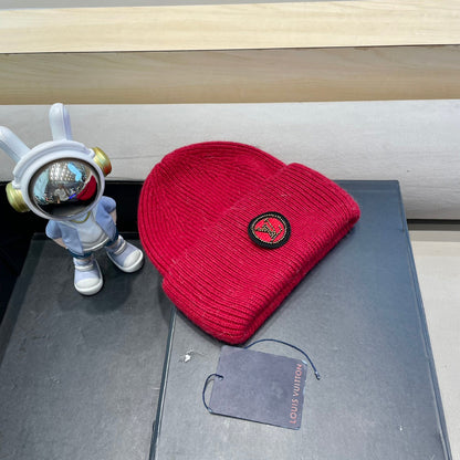 BONNET EN LAINE ROUGE ET FOURRURE DE LAPIN 433476 