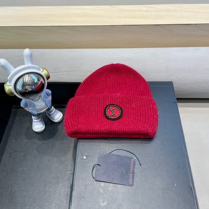 BONNET EN LAINE ROUGE ET FOURRURE DE LAPIN 433476 