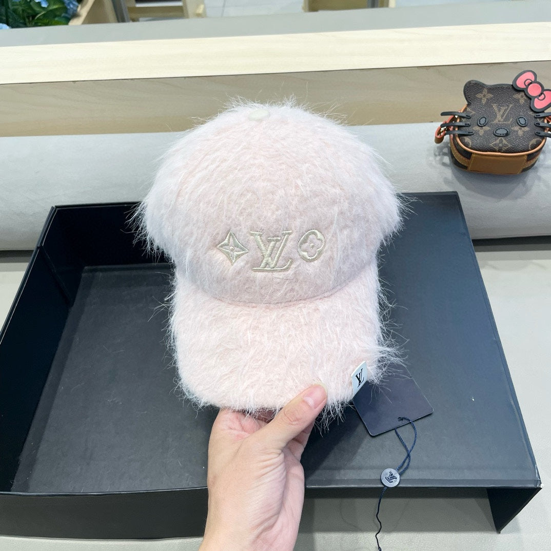 パステルピンクのラビットファーのベースボールキャップ 434934 