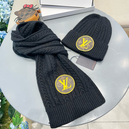 ENSEMBLE ÉCHARPE ET BONNET EN LAINE NOIRE 434610 