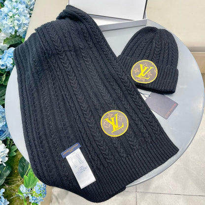 ENSEMBLE ÉCHARPE ET BONNET EN LAINE NOIRE 434610 