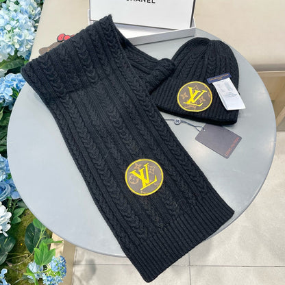 ENSEMBLE ÉCHARPE ET BONNET EN LAINE NOIRE 434610 