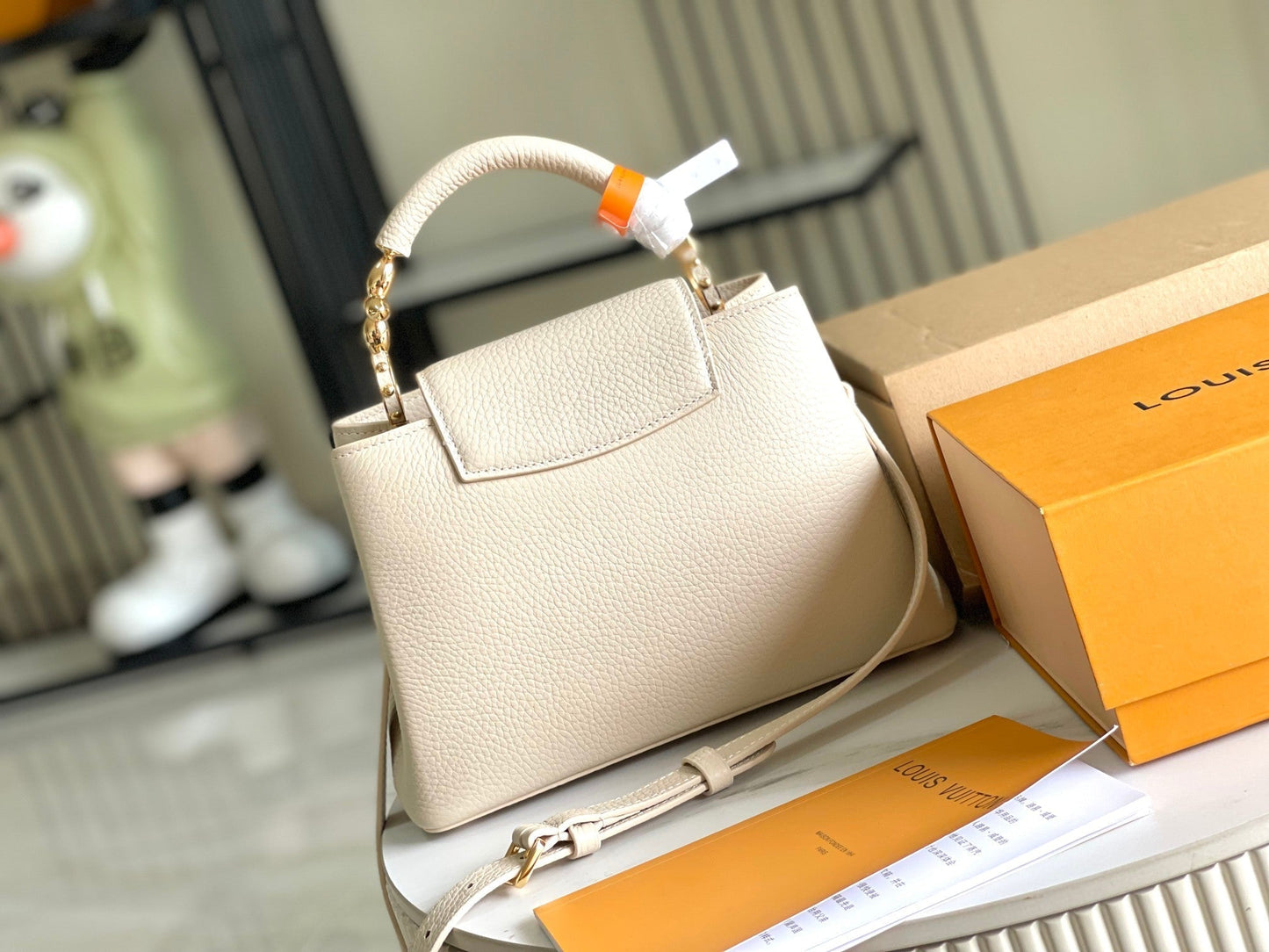 CAPUCINES MINI 21 QUINCAILLERIE BEIGE TAURILLON OR