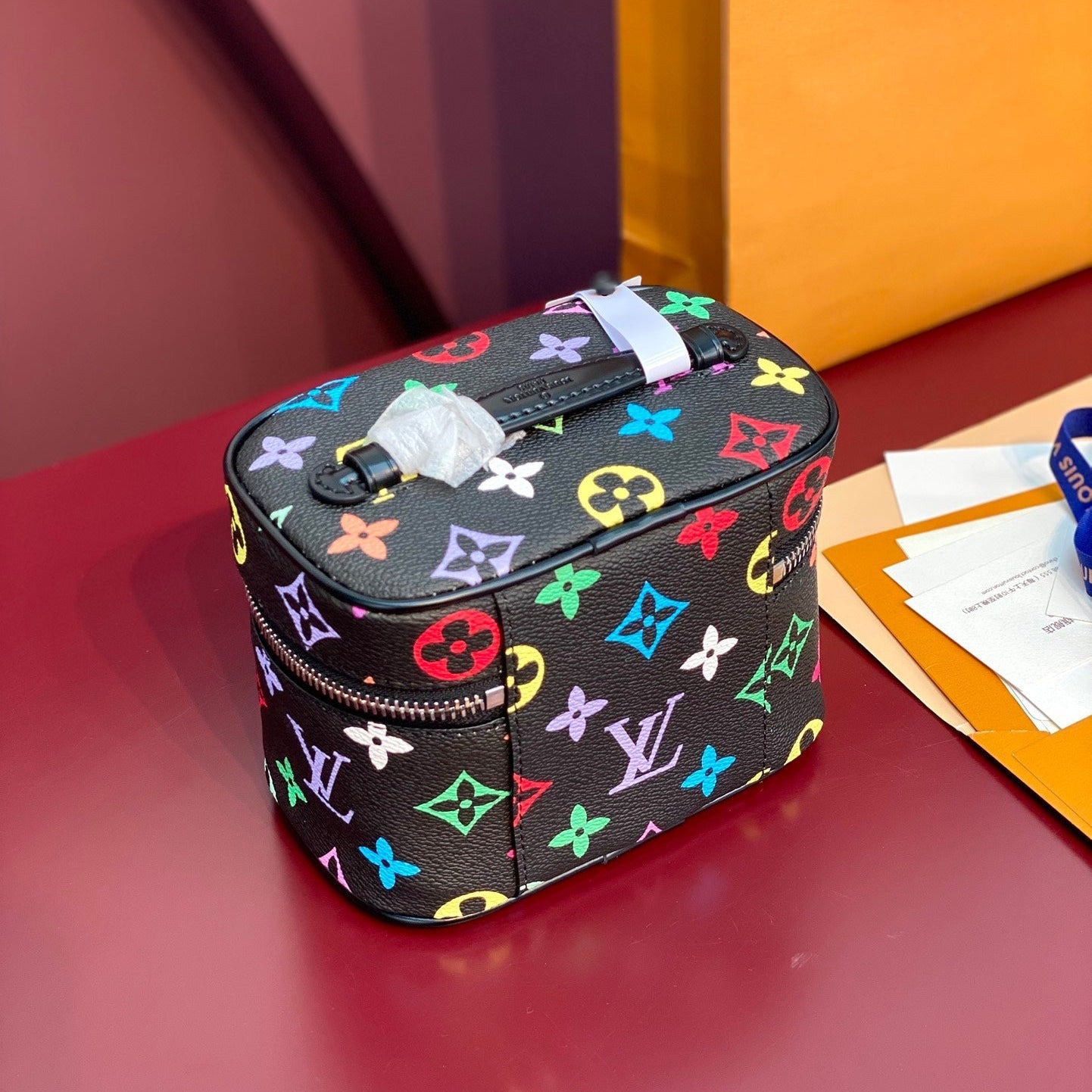 Joli sac Nano 14 pouces en toile monogrammée colorée avec fermeture éclair argentée