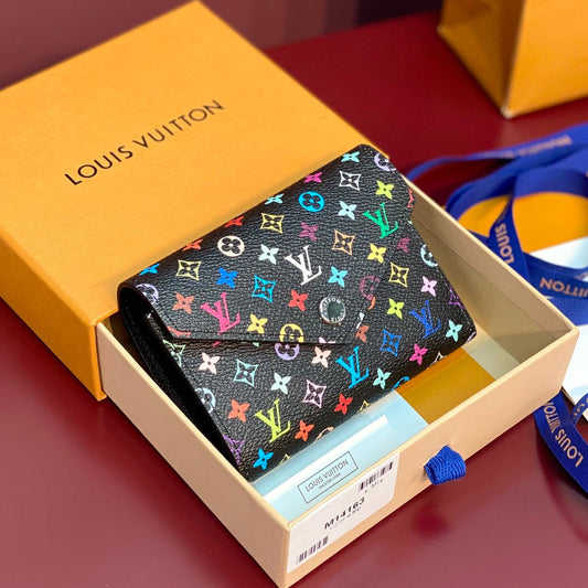 Portefeuille LV x TM Victorine en toile monogrammée noire et multicolore