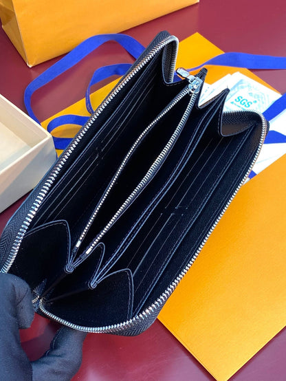 Portefeuille zippé LV x TM en toile monogrammée noire et multicolore