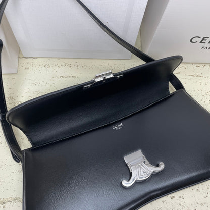 ローラ バゲットバッグ 28 ブラック シャイニーカーフスキン