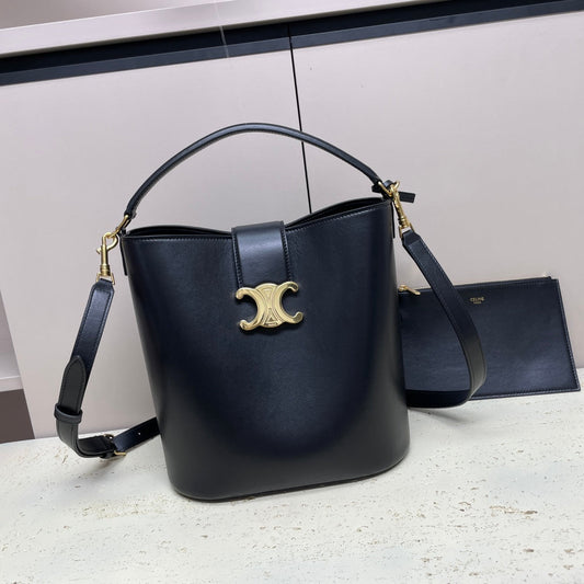 SAC MOYEN 28 LOUISE EN CUIR DE VEAU LISSE NOIR