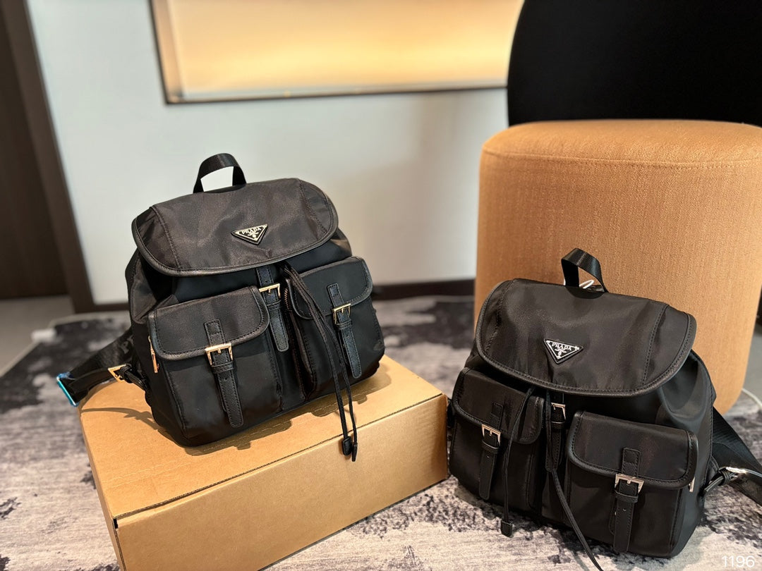 SAC À DOS PRA 32 EN RE-NYLON NOIR