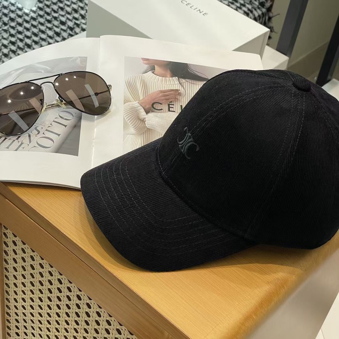 Casquette Celin en coton noir 210407