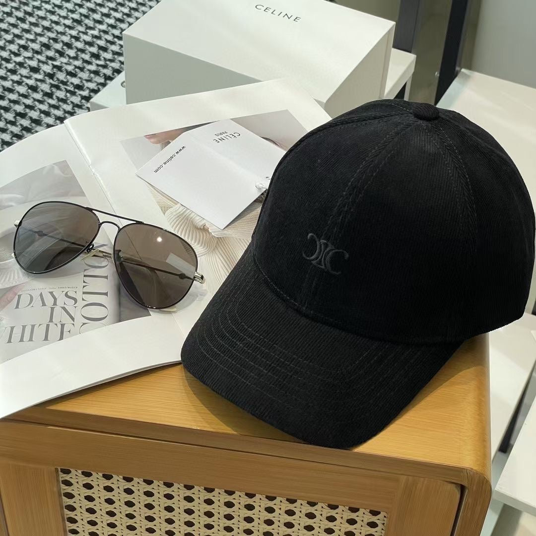 Casquette Celin en coton noir 210407
