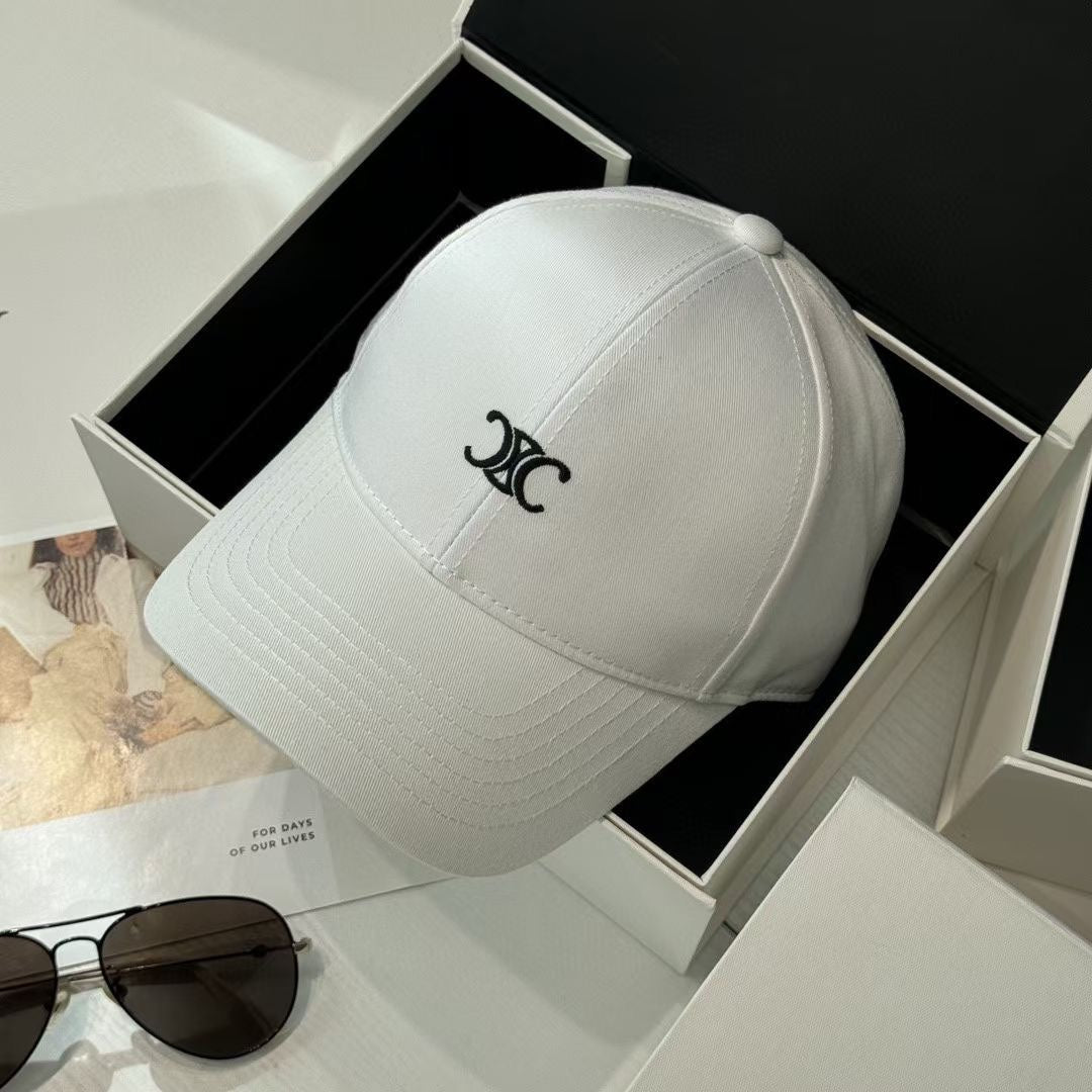 Casquette Celin en coton blanc 210405