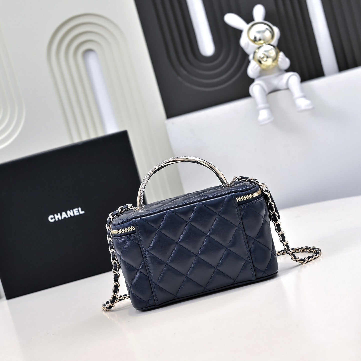 CC 24K バニティトップハンドル 17cm ブルー ラムスキン シルバー金具