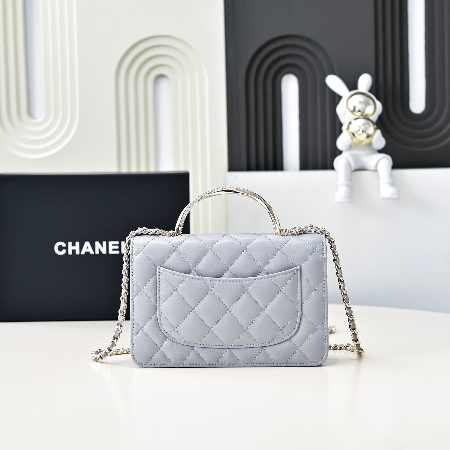 Poignée supérieure CC 24K Woc 19 cm en cuir d'agneau gris clair et quincaillerie or clair