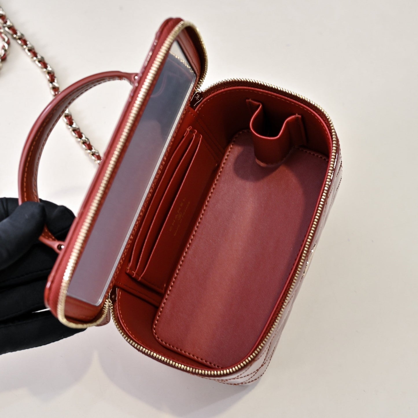 CC 24P バニティトップハンドル 16.5cm ブラック パテントカーフスキン ライトゴールド金具