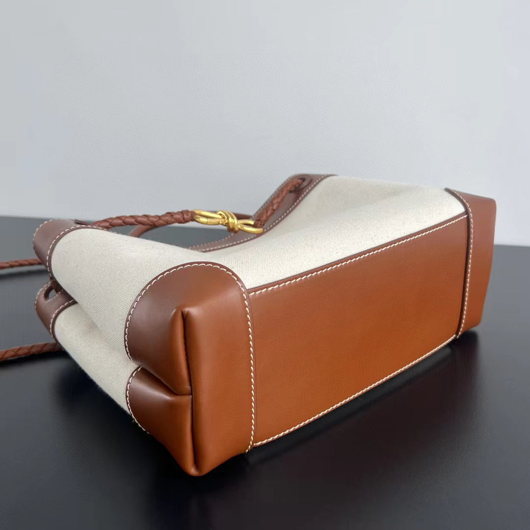 BV Medium Andiamo 32 Cuir d'agneau marron Toile blanche 