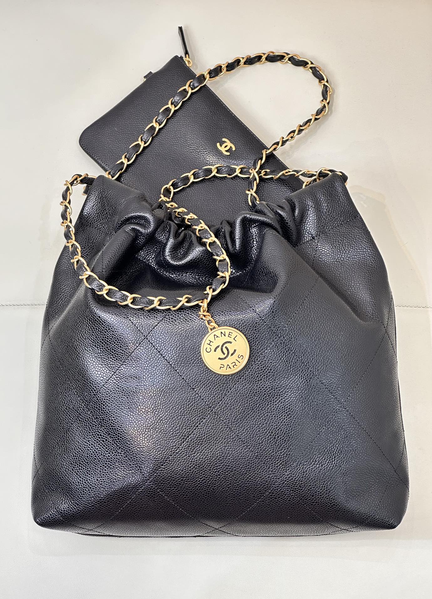 CC 22 ホーボーバッグ 35cm ブラック グレインカーフスキン ゴールド金具