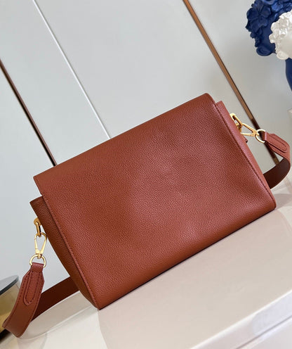 LVソフトツイスト 27cm コニャックカーフスキン ゴールド金具