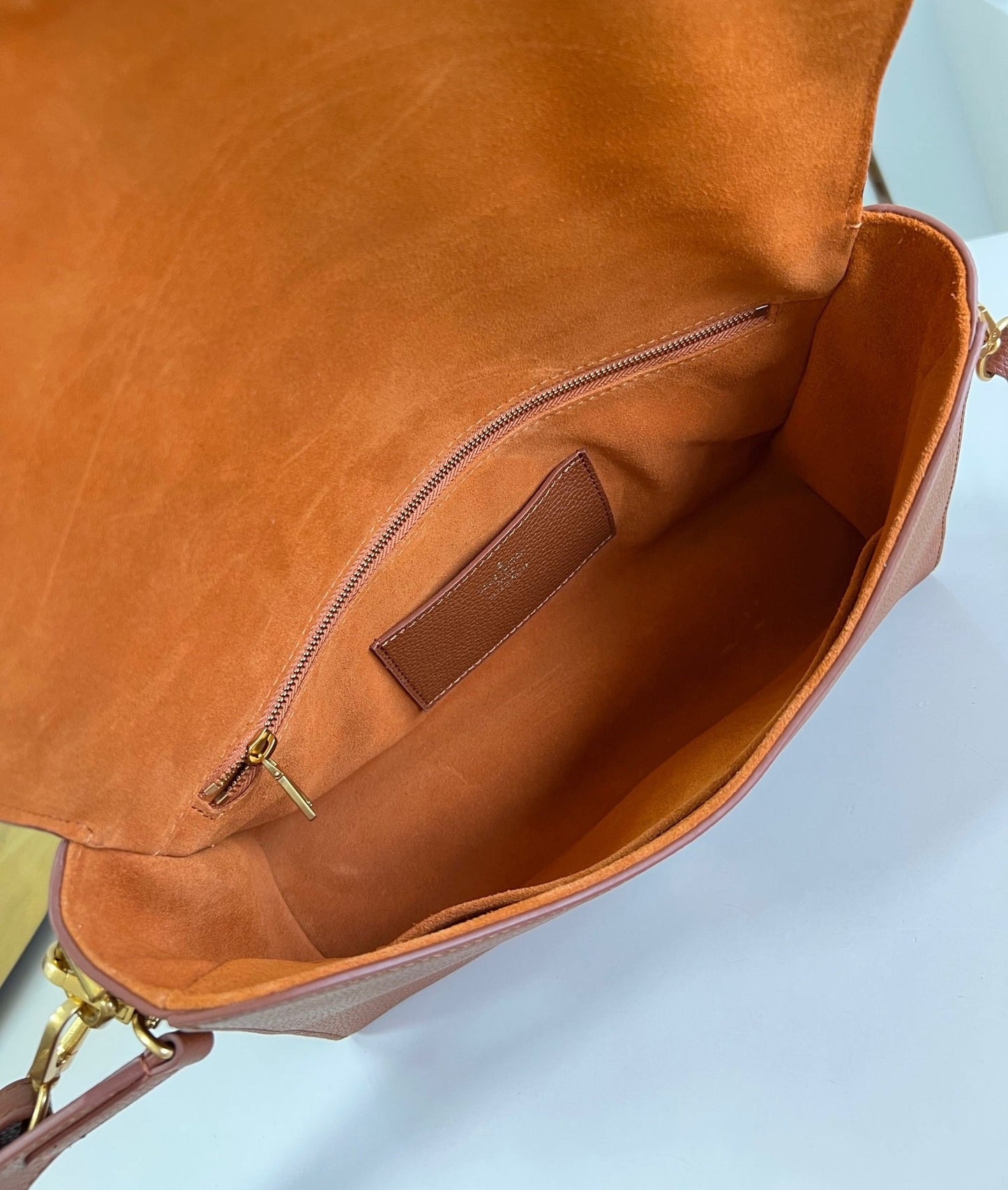 LVソフトツイスト 27cm コニャックカーフスキン ゴールド金具
