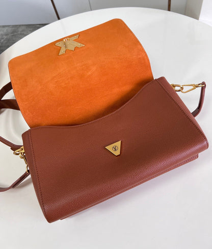 LVソフトツイスト 27cm コニャックカーフスキン ゴールド金具