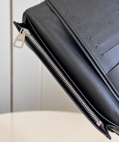 PORTEFEUILLE BRAZZA 19CM EN CUIR DE VEAU NOIR