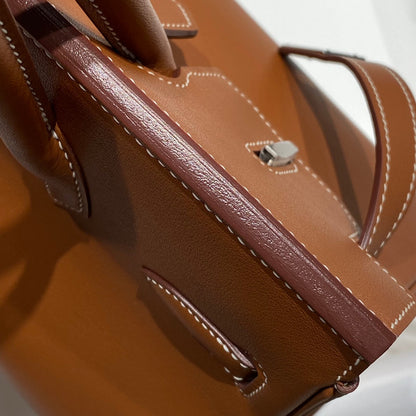 Sac à bandoulière HM Birkin 29 cm en cuir Swift doré et accessoires argentés