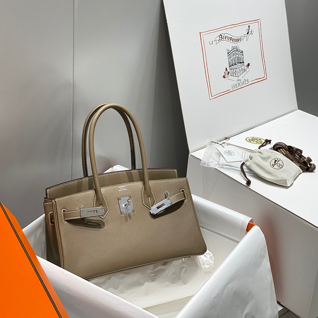 Sac à bandoulière HM Birkin 29 cm en cuir Swift gris éléphant avec accessoires argentés
