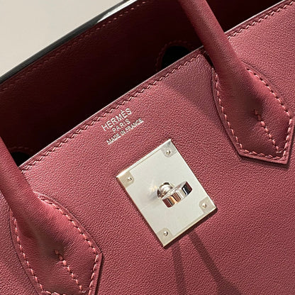 Sac à bandoulière HM Birkin 29 cm en cuir Swift bordeaux avec accessoires argentés