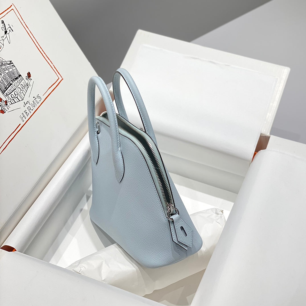 HM ボリード 25 ライトブルー エプソムレザー シルバー金具 237433