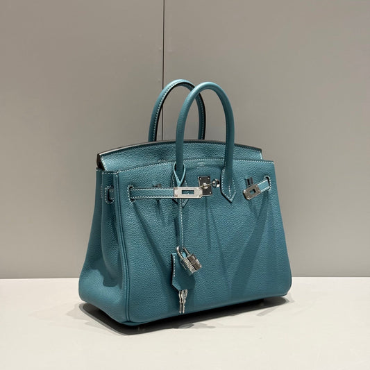 Sac HM Birkin 25 cm, cuir Togo vert sarcelle, quincaillerie argentée 237510