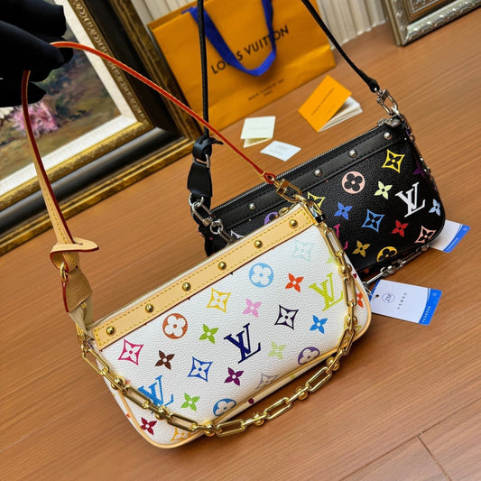 LV x TM Pochette Accessoires 22 cm Toile Monogram 206016