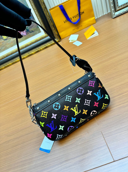 LV x TM ポシェット アクセソワール 22cm モノグラム キャンバス 206016