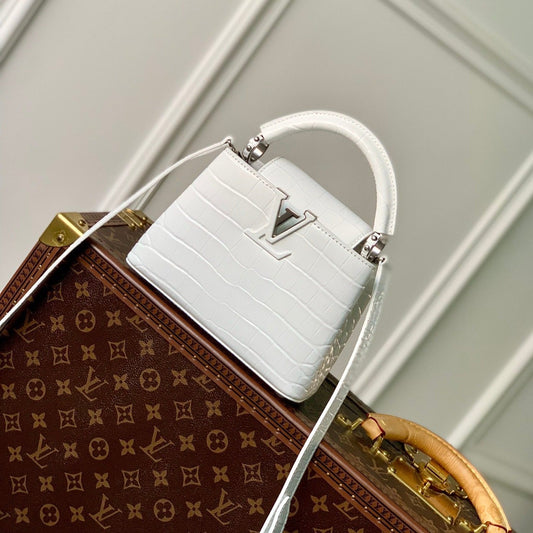 CAPUCINES MINI 21 CUIR DE VEAU BLANC EMBOSSÉ CROCODILE QUINCAILLERIE ARGENTÉE