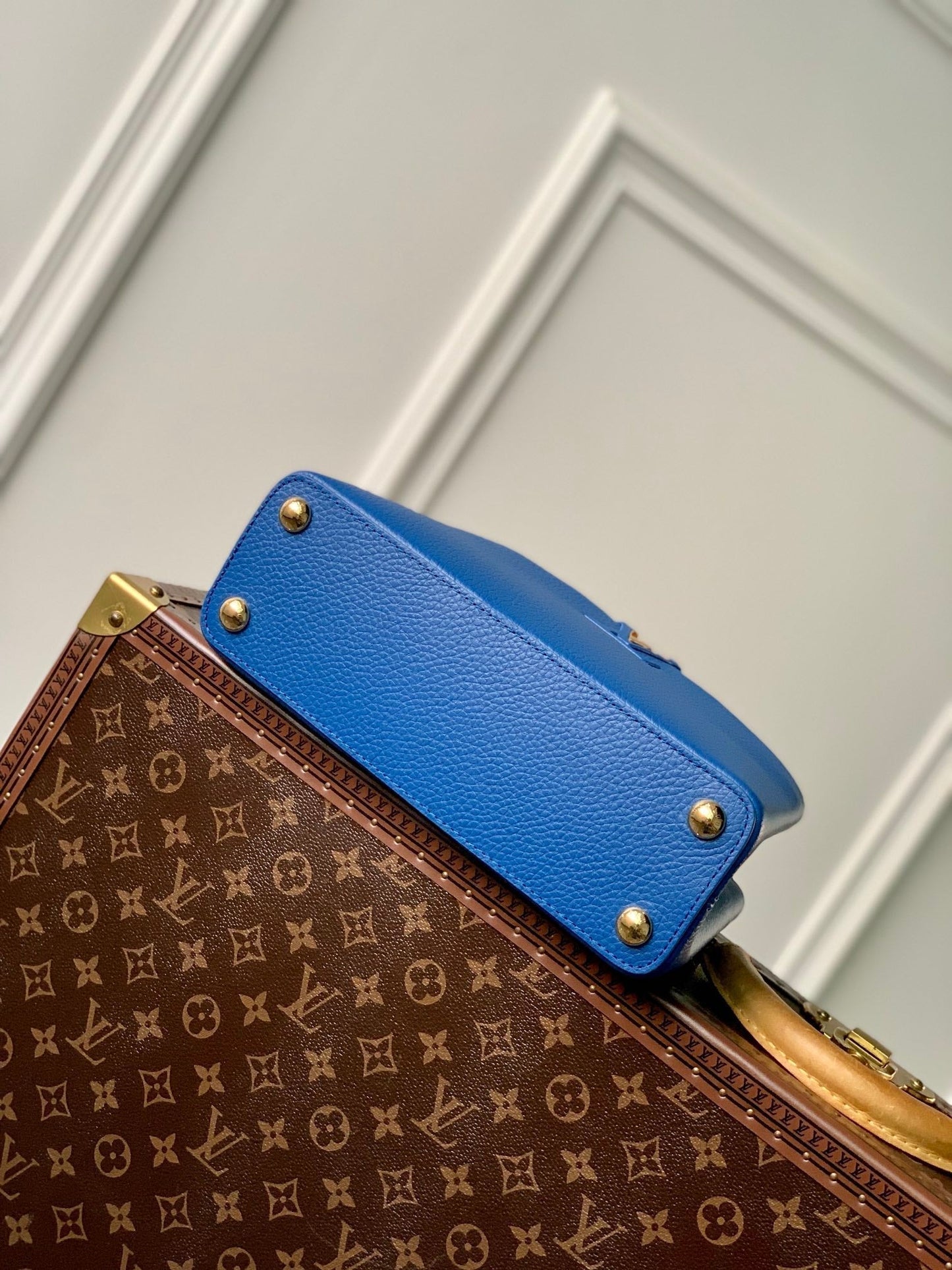 CAPUCINES BB 27 BLEU COBALT TAURILLON MOP QUINCAILLERIE OR