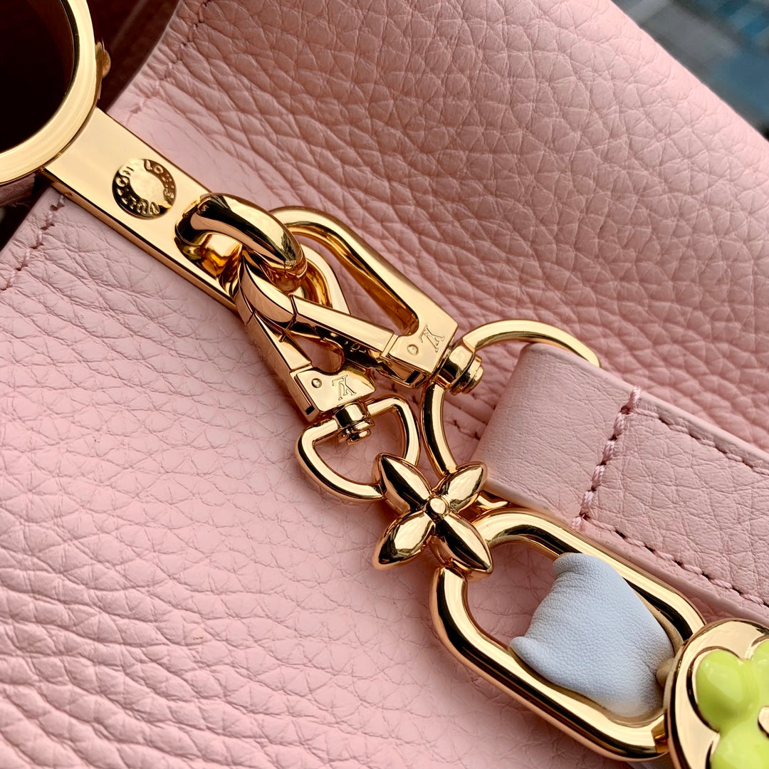 capucines mm 31,5 cuir taurillon rose natte matériel doré