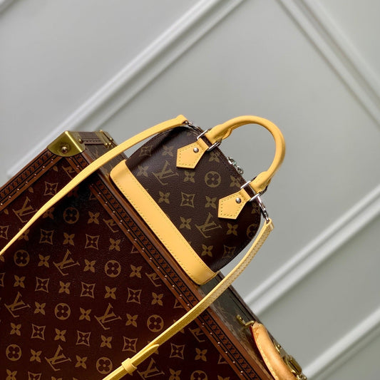 Alma Nano 18 Monogram Canvas Cuir de veau jaune 