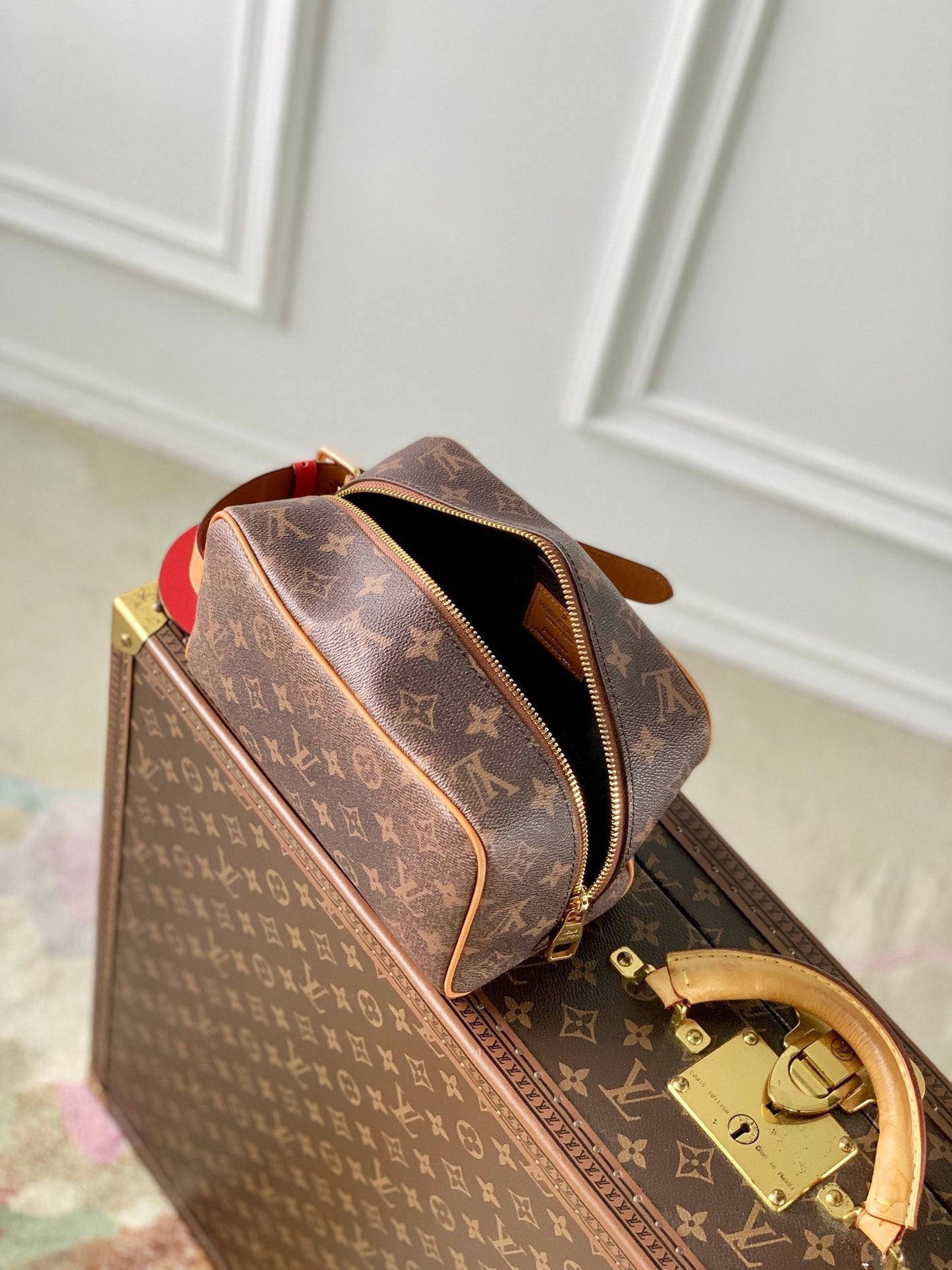 Lv ロッカー ドップ キット 23 ブラウン モノグラム