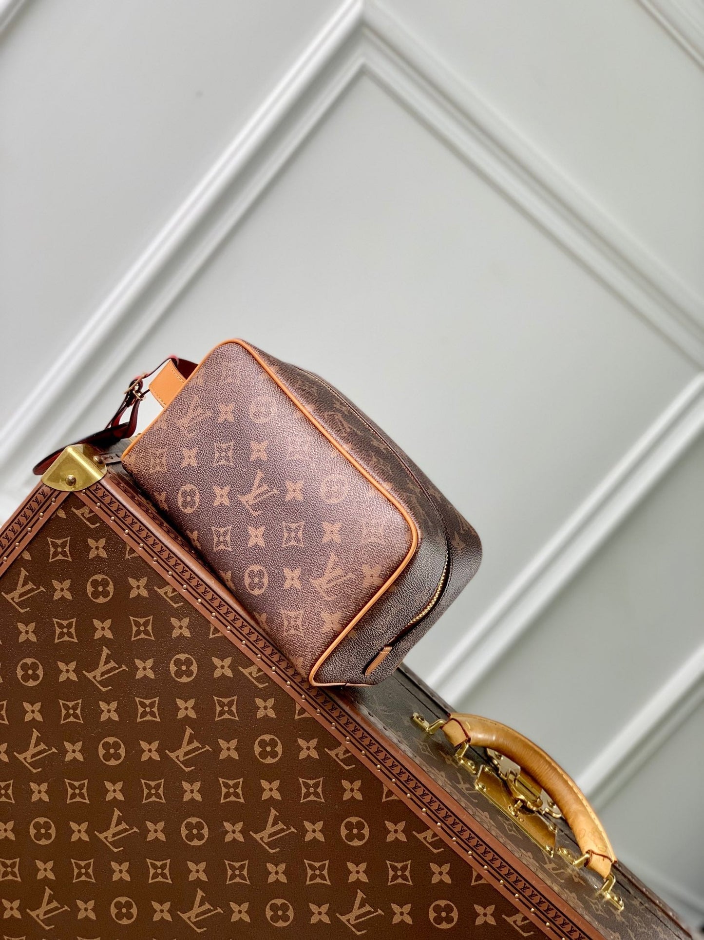 Lv ロッカー ドップ キット 23 ブラウン モノグラム
