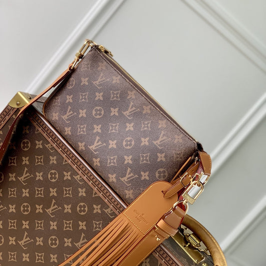 Lv Pochette Accessoire XL Monogramme Marron