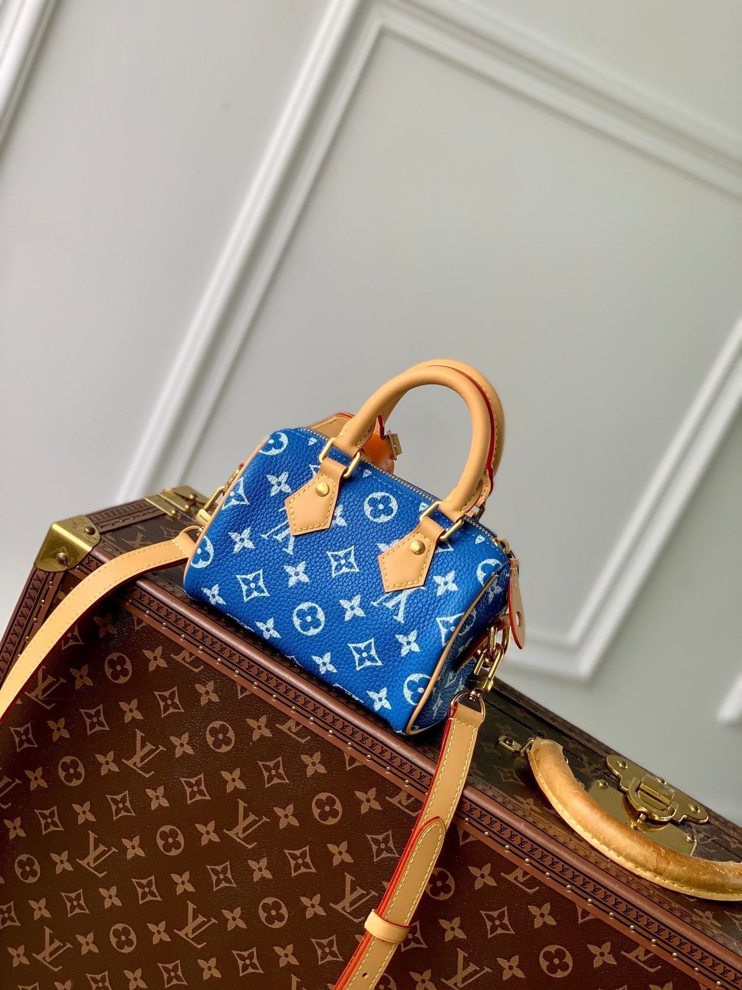 Speedy P9 Bandouliere 18cm en cuir de veau bleu