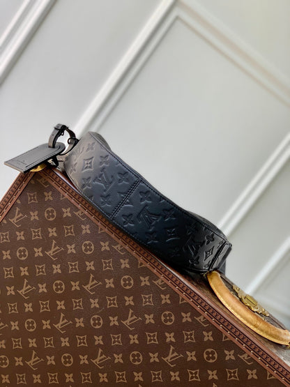 SAC HAMAC 28 EN MONOGRAMME NOIR SHADOW