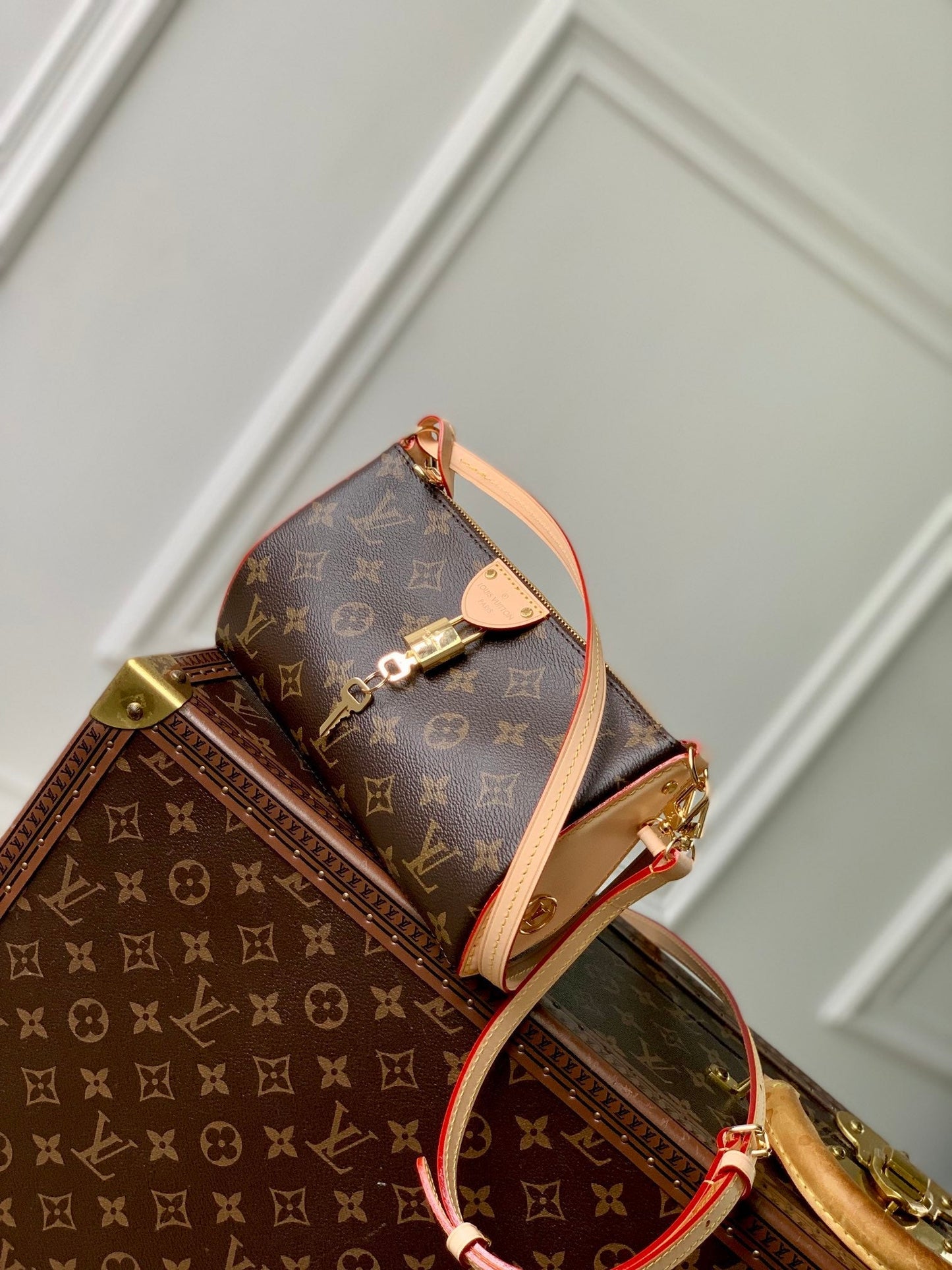 Lv ポシェット ティレット 22 ブラウン モノグラム