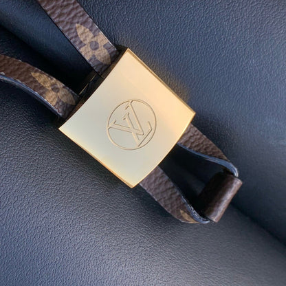 BLOOM PM 21 EN CUIR DE VEAU NOIR ET ACIER DORÉ