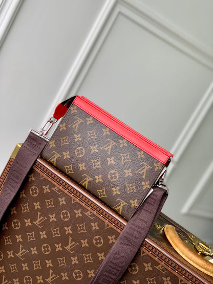 Portefeuille portable Gaston 18 pouces en toile monogrammée marron et cuir de veau rouge mélangé