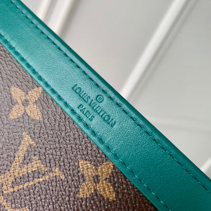 Portefeuille portable Gaston 18 pouces en toile monogrammée marron et cuir de veau vert mélangé