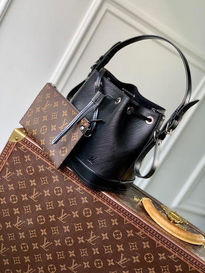 NOÉ BB 20 EN CUIR ÉPI NOIR