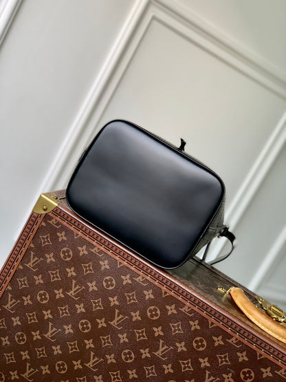 NOÉ BB 20 EN CUIR ÉPI NOIR