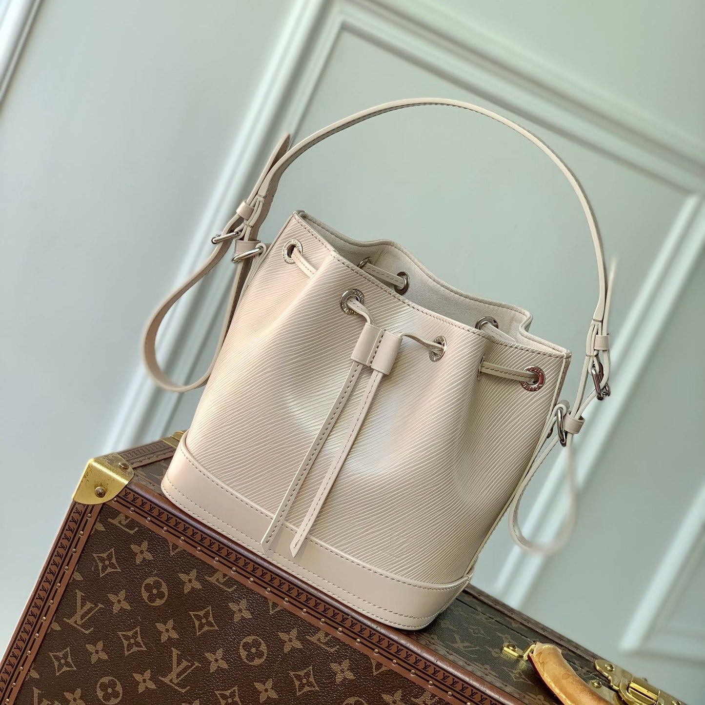 NOÉ BB 20 EN CUIR ÉPI BLANC QUARTZ
